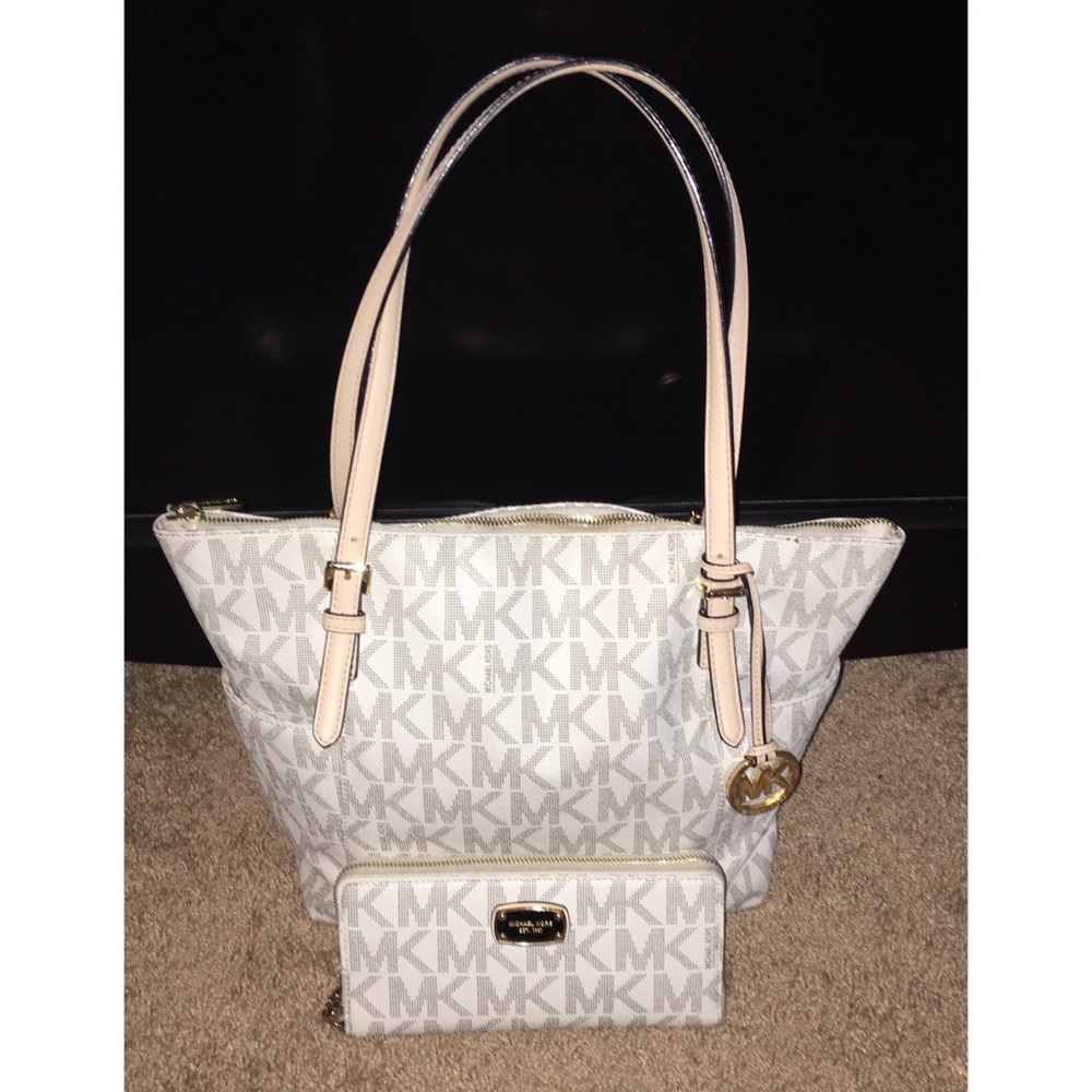 ✨Michael Kors Tote & Wallet✨